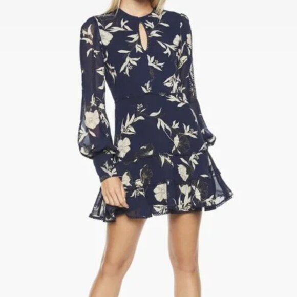 BARDOT TAMMY TRIM DRESS IN NAVY FLORAL size 10 - Picture 9 of 9